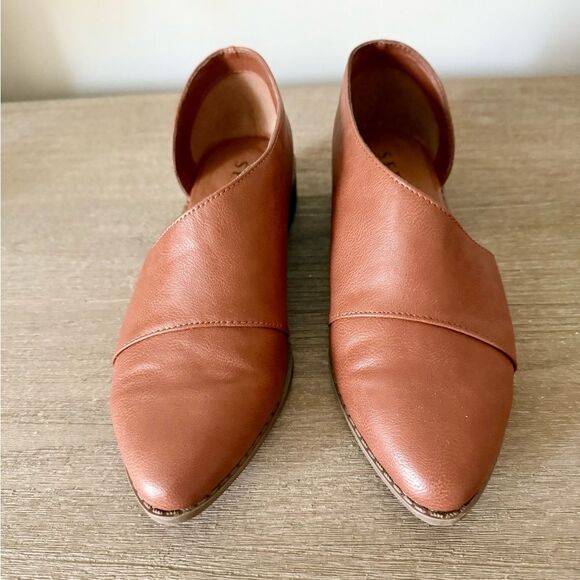 Serra Casual Open Side Bootie in Brown - Size 7 - Picture 1 of 7